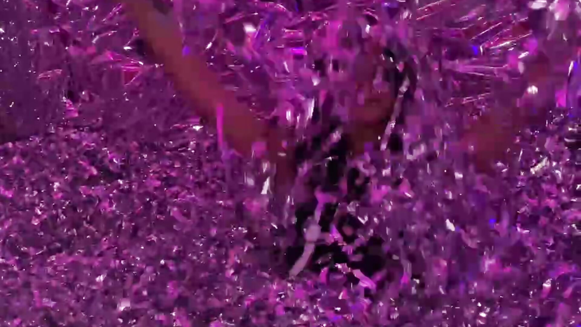 ops - video oleh MinnaWatwood kamera model