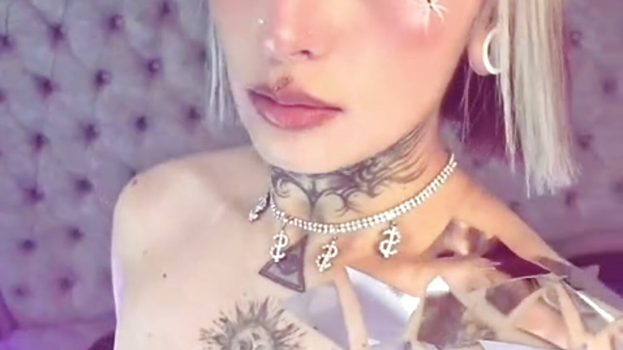 ✨ — filmik Gyal_Smith, modela(-lki) na kamerkach
