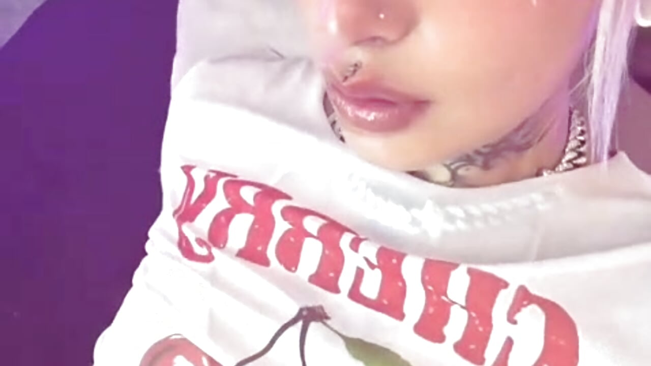 🍒🍒 – video od webkamerové modelky Gyal_Smith
