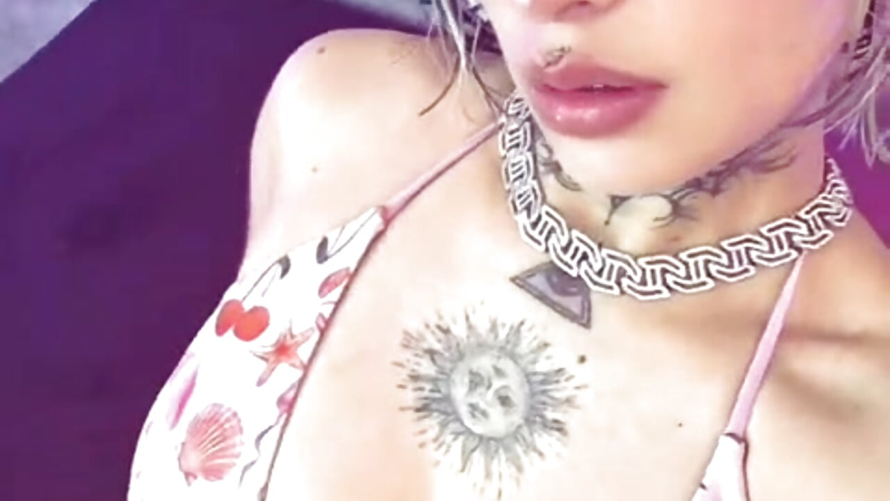 🥵🔥🍆💦 – video od webkamerové modelky Gyal_Smith
