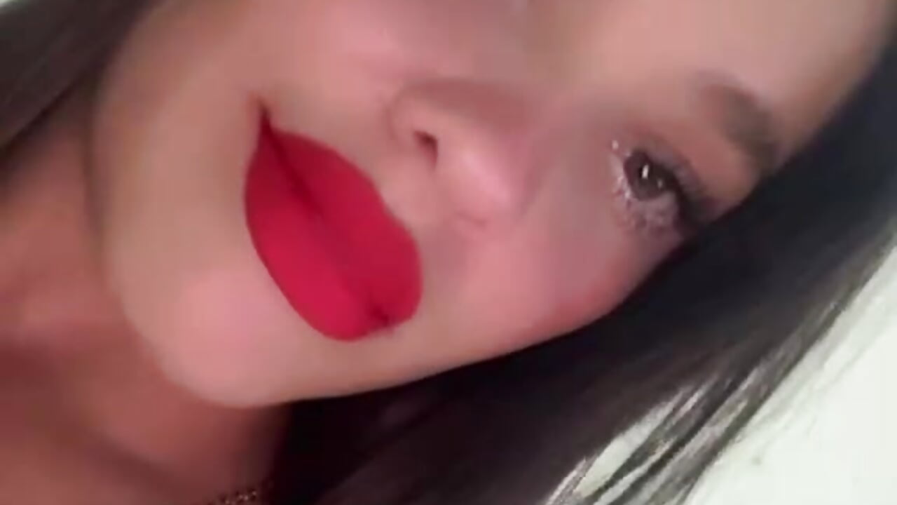 Hey♥ - video oleh model kamera Valeri_Martin