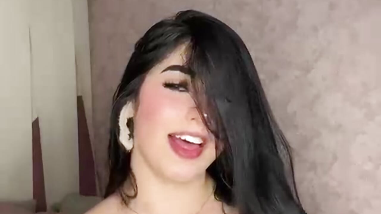 WhatsApp Video 2026-09-03 at 4,52,43 PM - فيديو من Valeria_restrepo موديل الكام