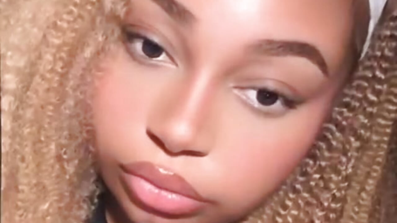 want more ? ;) - відео від вебкаммоделі zahiraax