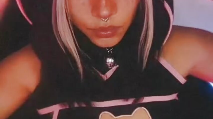 Miaww – video od webkamerové modelky nyxmurtualer666