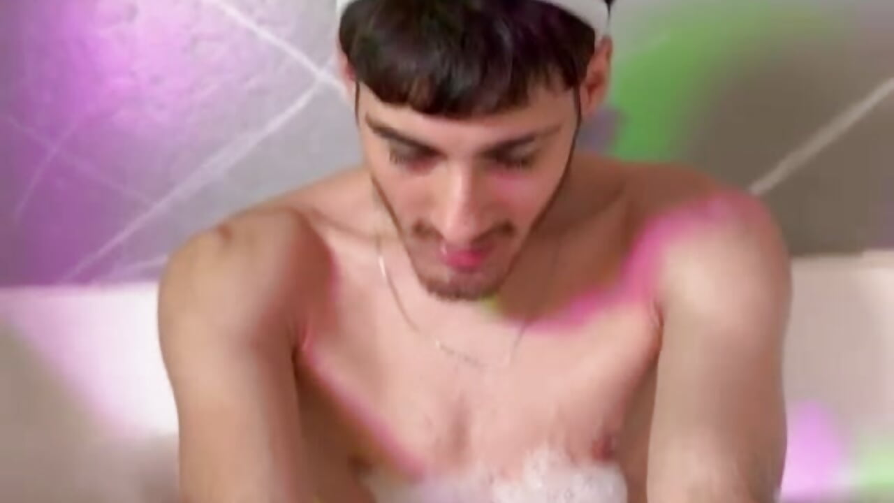 happy easter - video by Enzo_Crown cam model