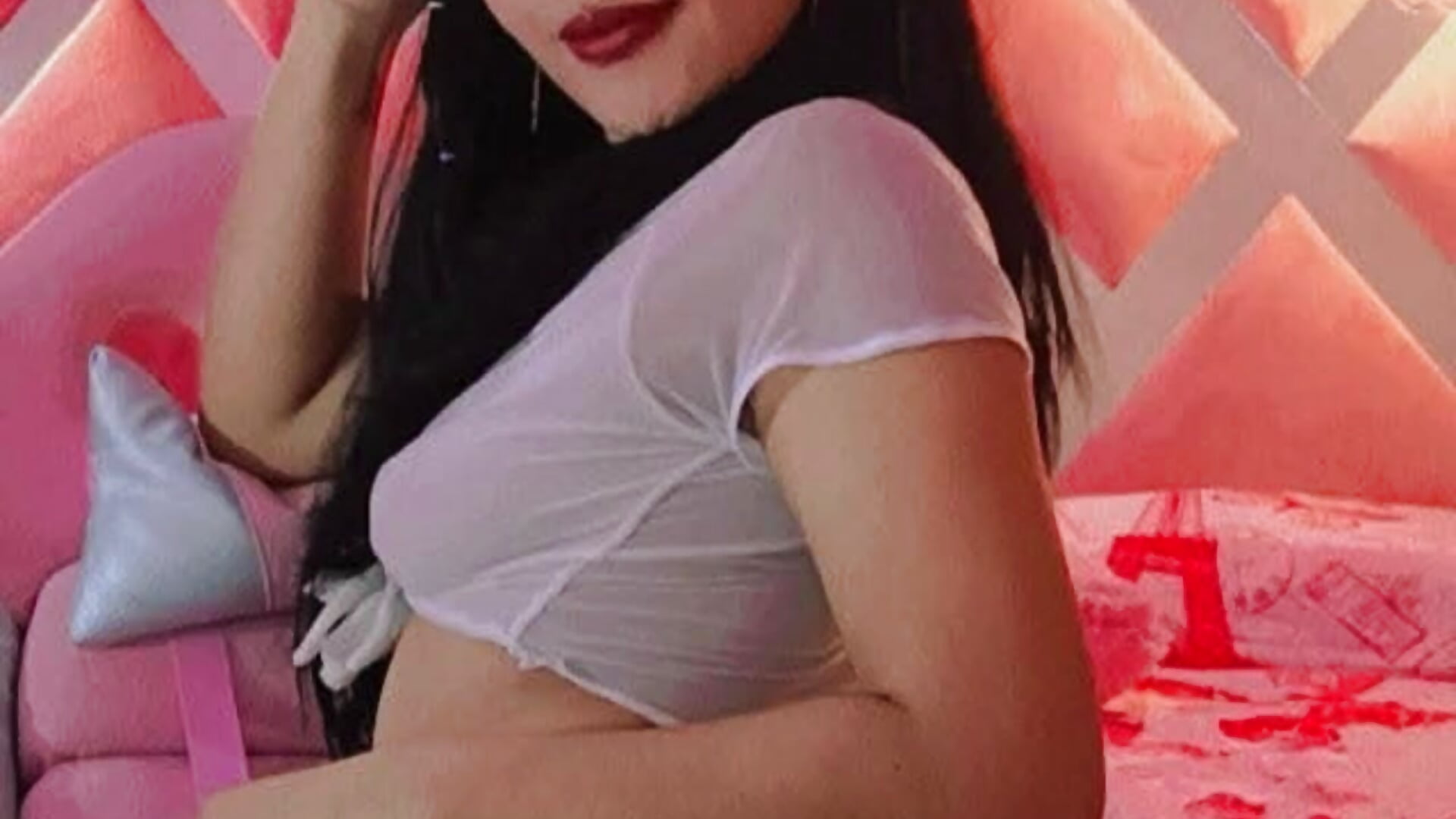 welcome - video av sophie_naugthy cam model