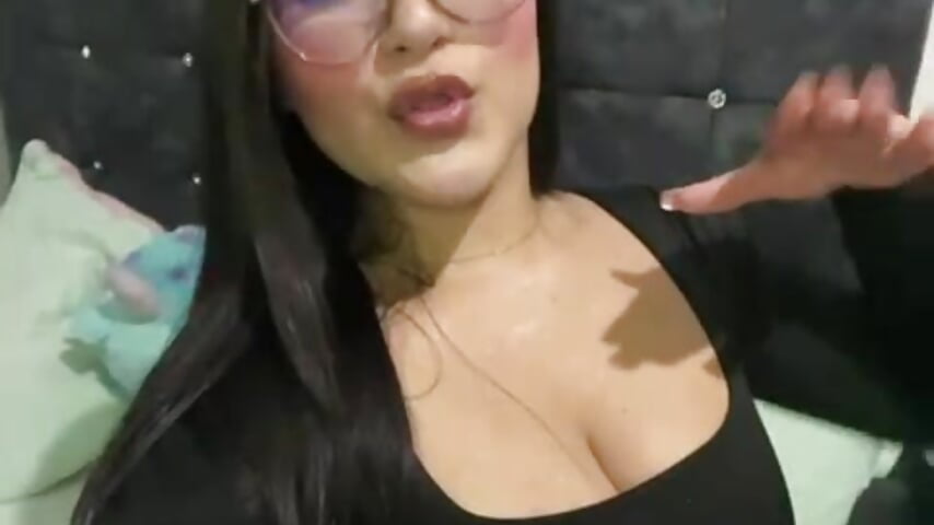 Sofi❤️ - video av Sofi_Gomez64 cam model