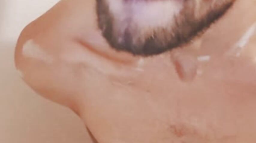 Solo Shower Promo - vídeo de la modelo de cam RDYguy4U