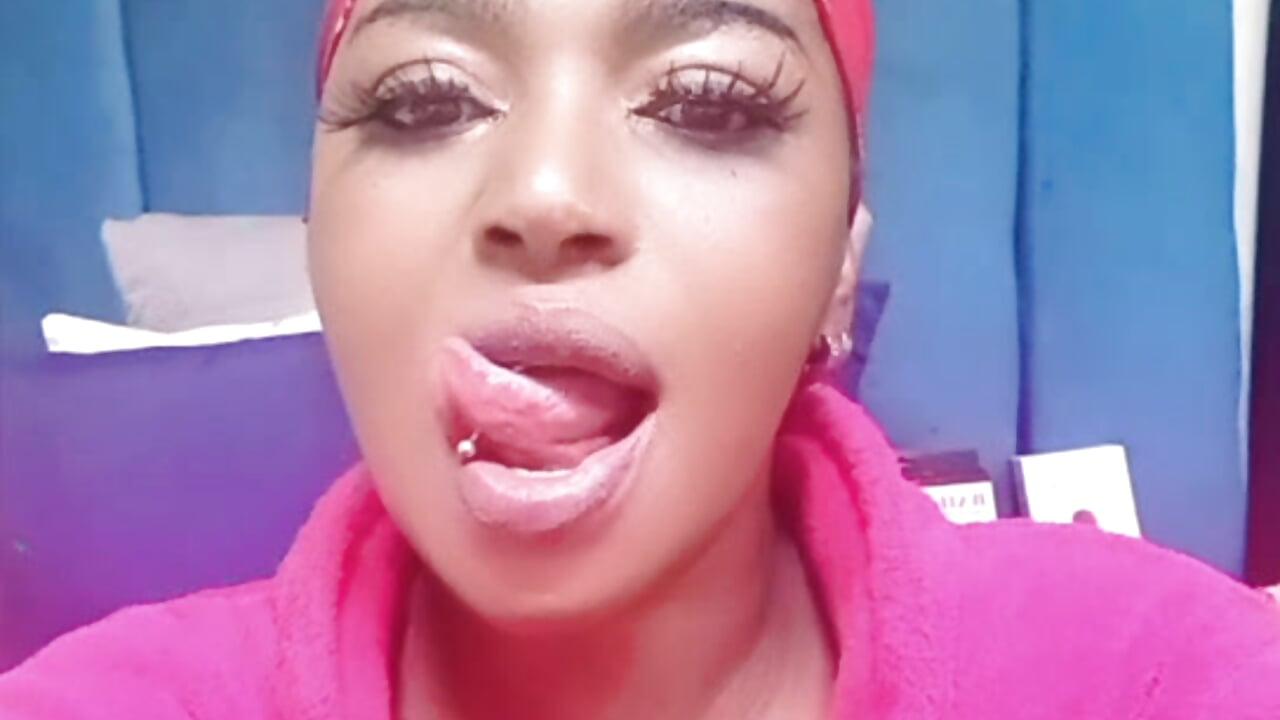 Love me I'm your dick pleaser - סרטון של Freakyslut-39, דוגמן/ית מצלמה