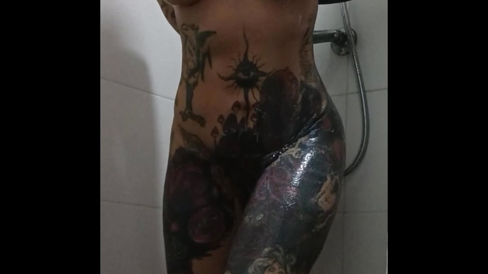 🛀 - Polina_P adlı kamera modelinin videosu