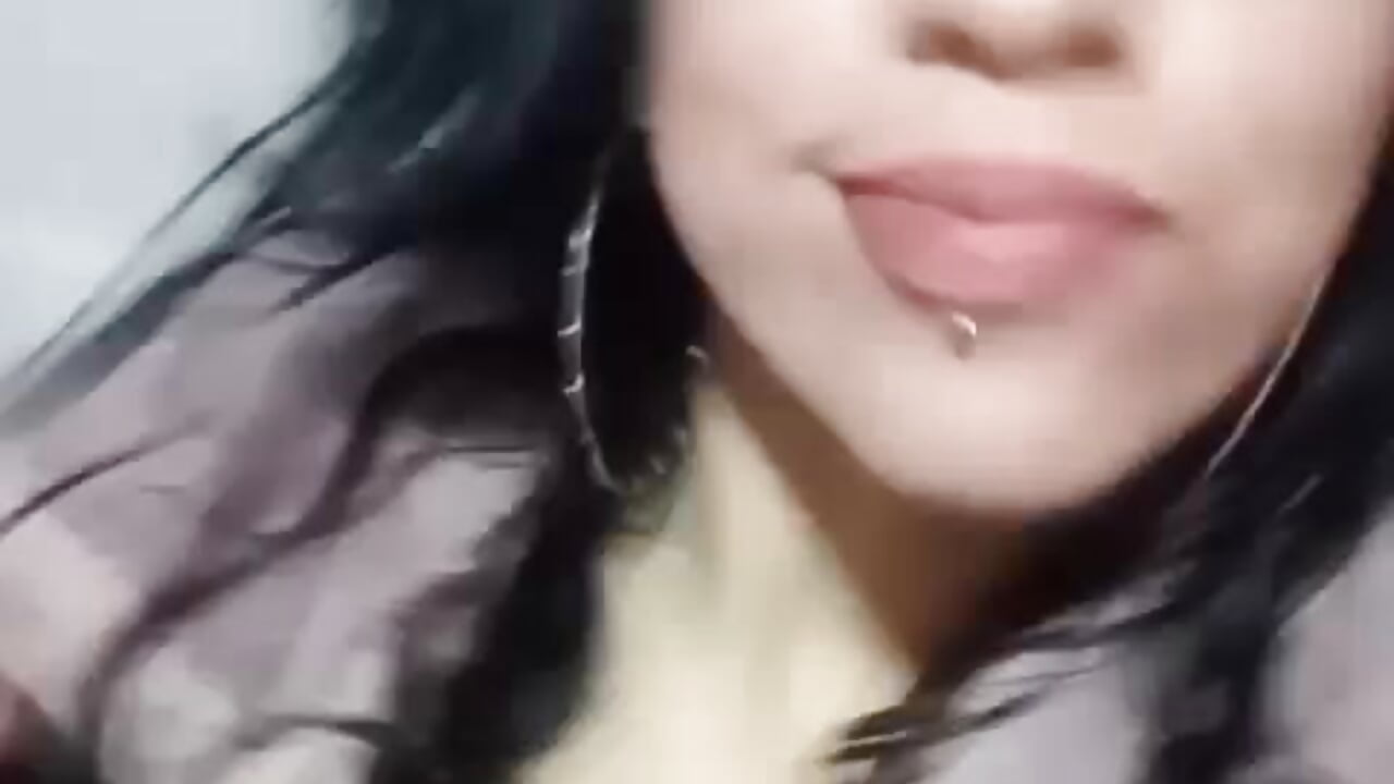 WhatsApp Video 2026-04-01 at 11,26,15 AM - video av ZaraMoonn cam-modell