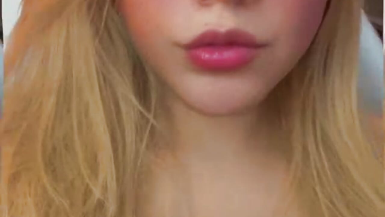 Welcome 🍒 - video van playfulmelons cam-model