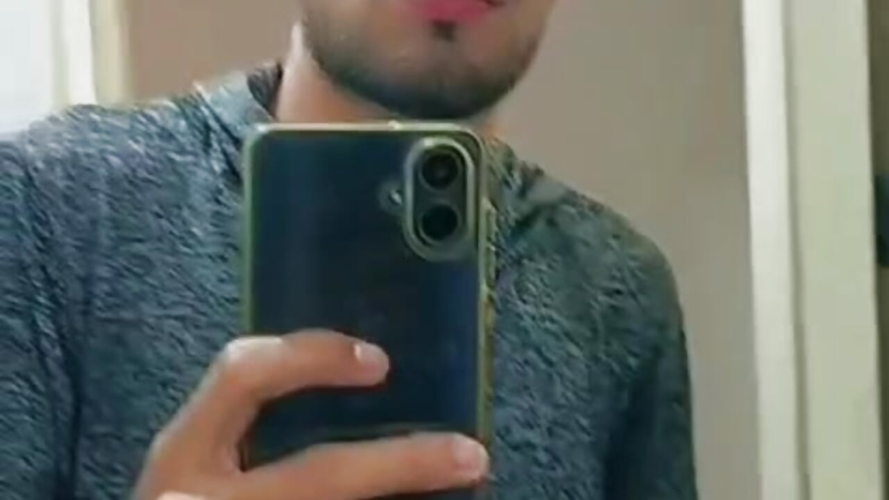 camilo – video modela na kameri Hellen_camiloxxx