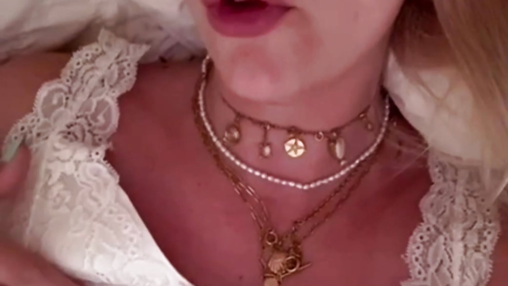 Fingern im Bett - Vídeo de Foxy__Bite, modelo de vídeos
