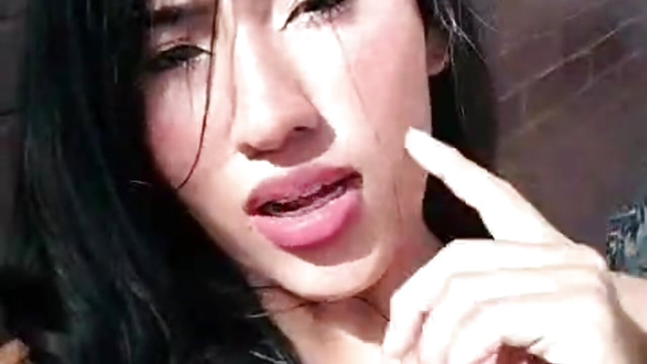 me - vídeo de la modelo de cam Samara_pink_