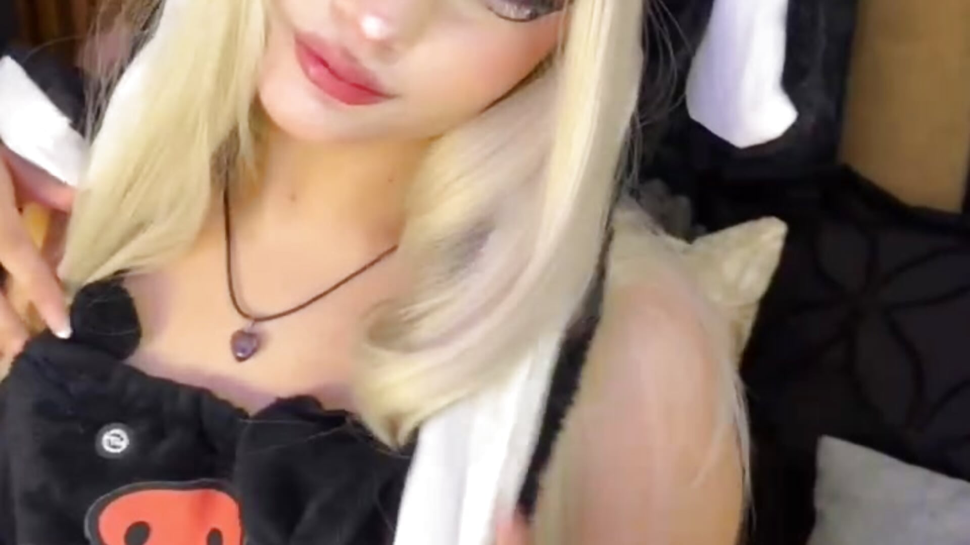 do you like my outfit?🥰 - Video von aika_sweet_ Cam-Model