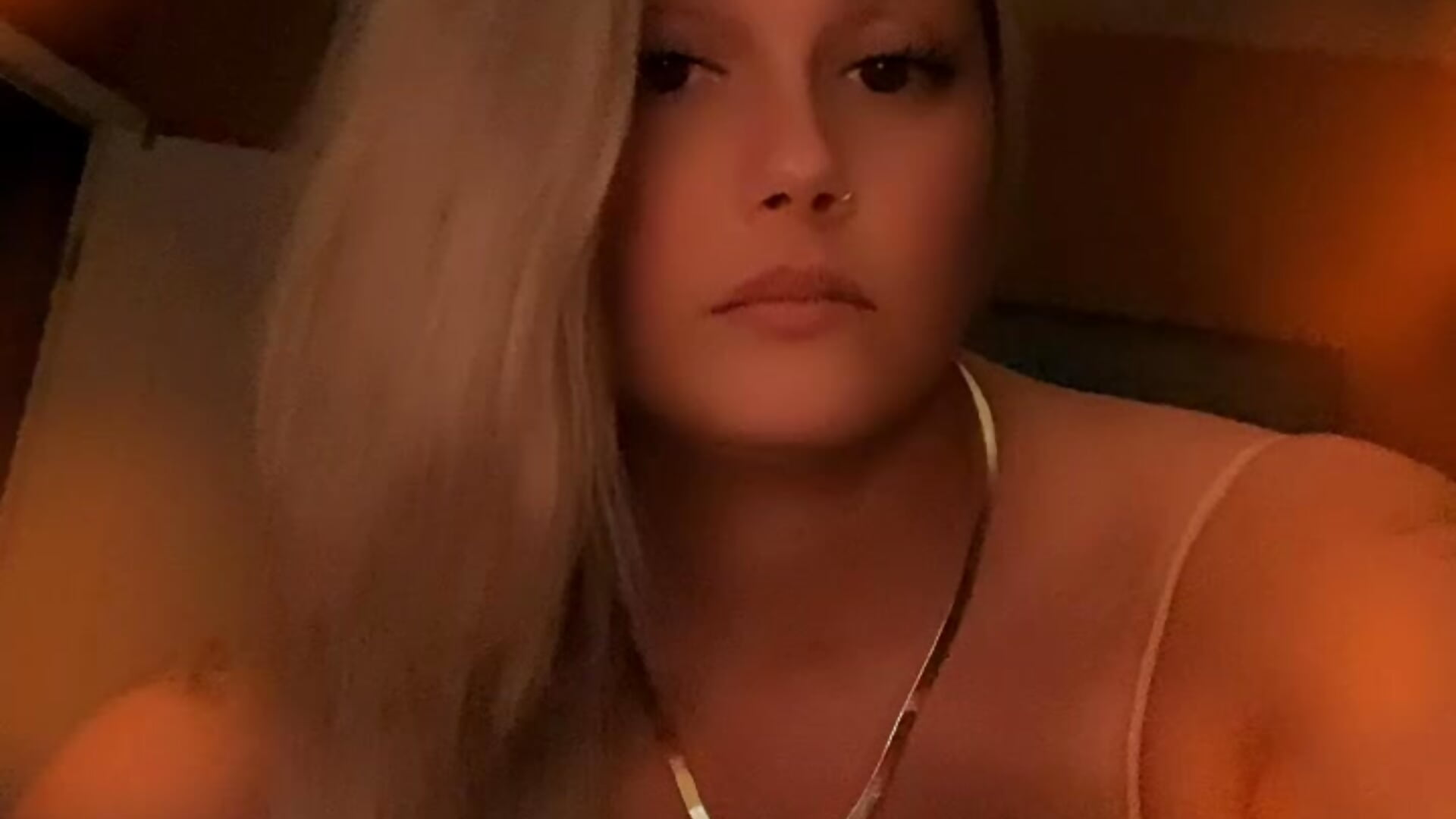 🌷🌷🌷🌷 - vídeo de HollyBurst modelo de câmara