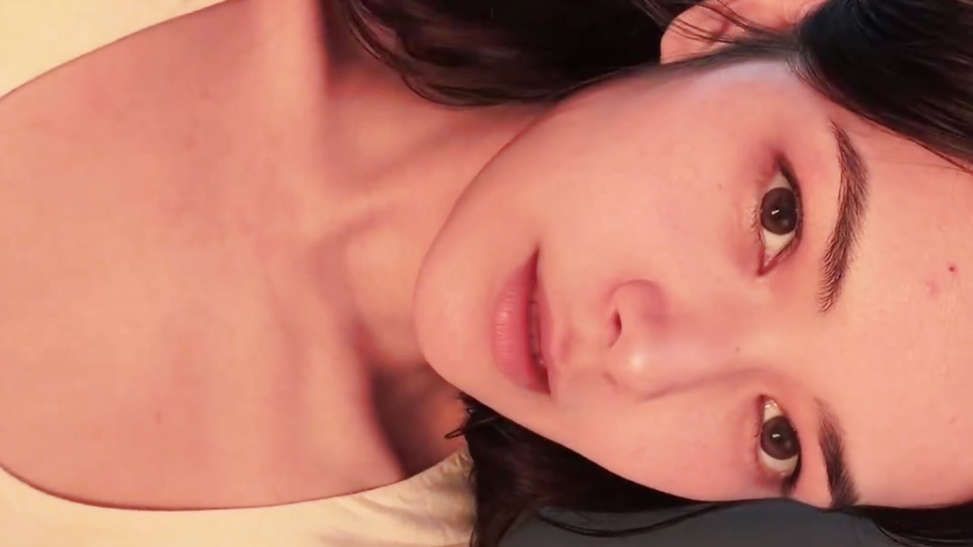 me – видео вебкам-модели Aika_sai