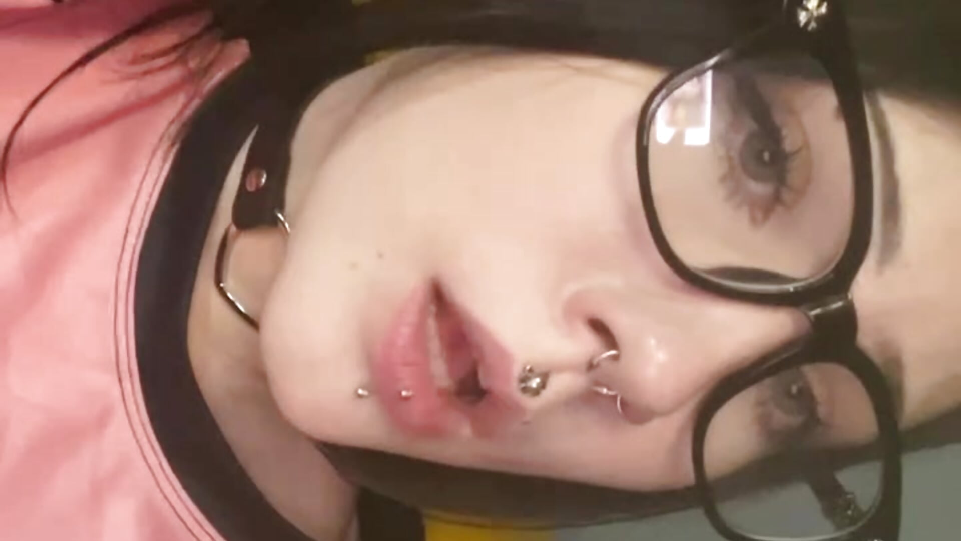 document_5413858868482576639 — filmik EricaOstin, modela(-lki) na kamerkach