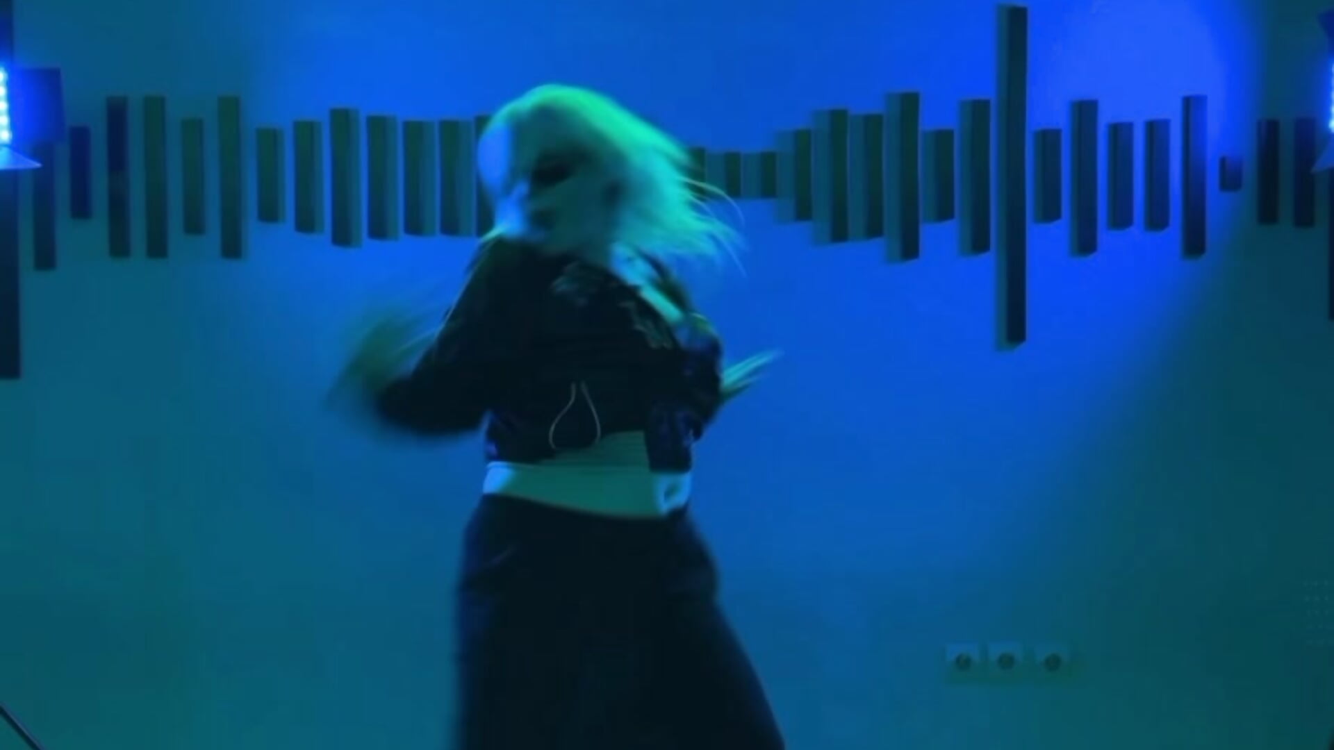 K-pop❤️‍🔥 - video by Flora_StallSecrets cam model