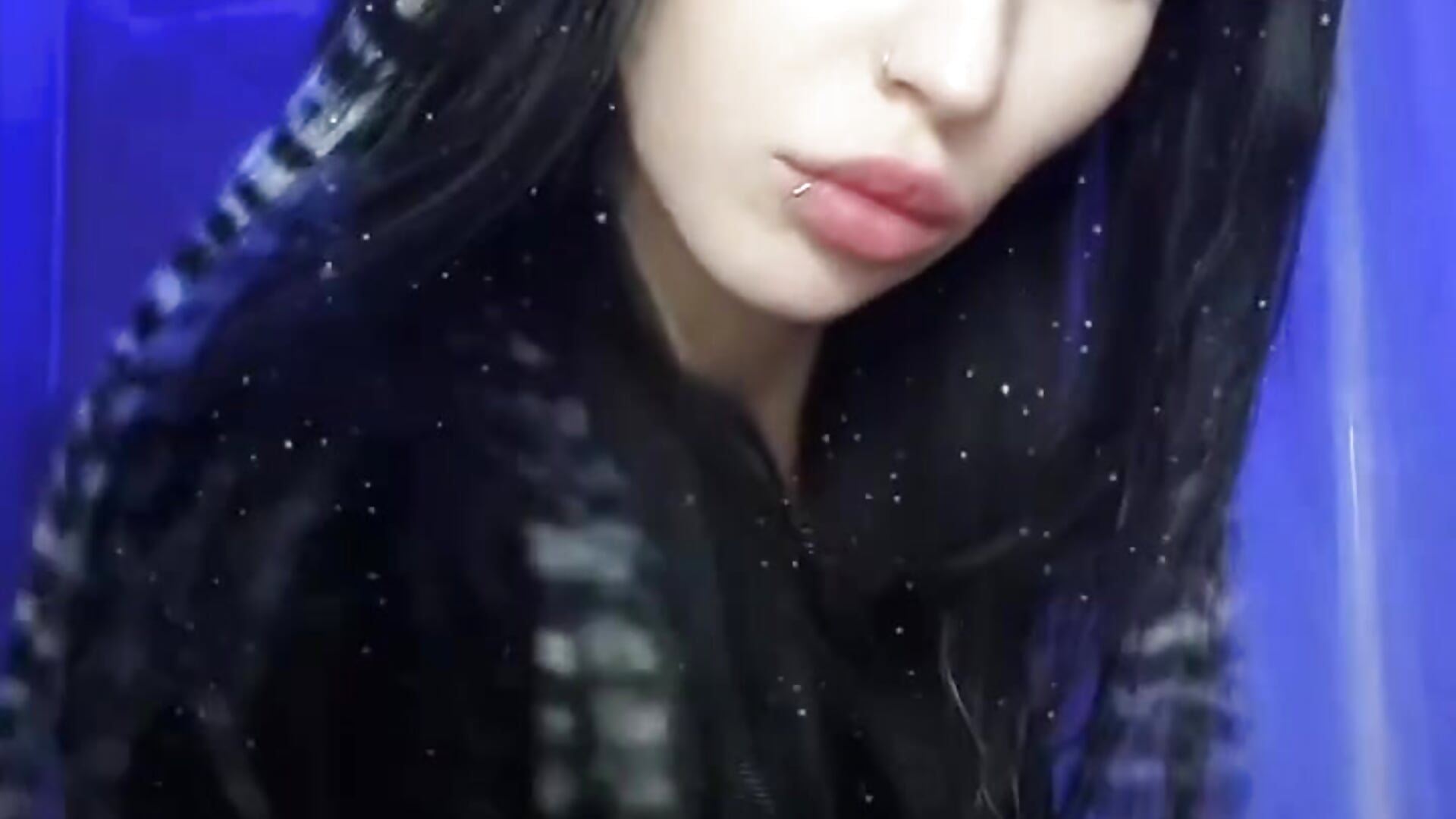 Magnetic Moments - video DiamondVibe kameramallilta