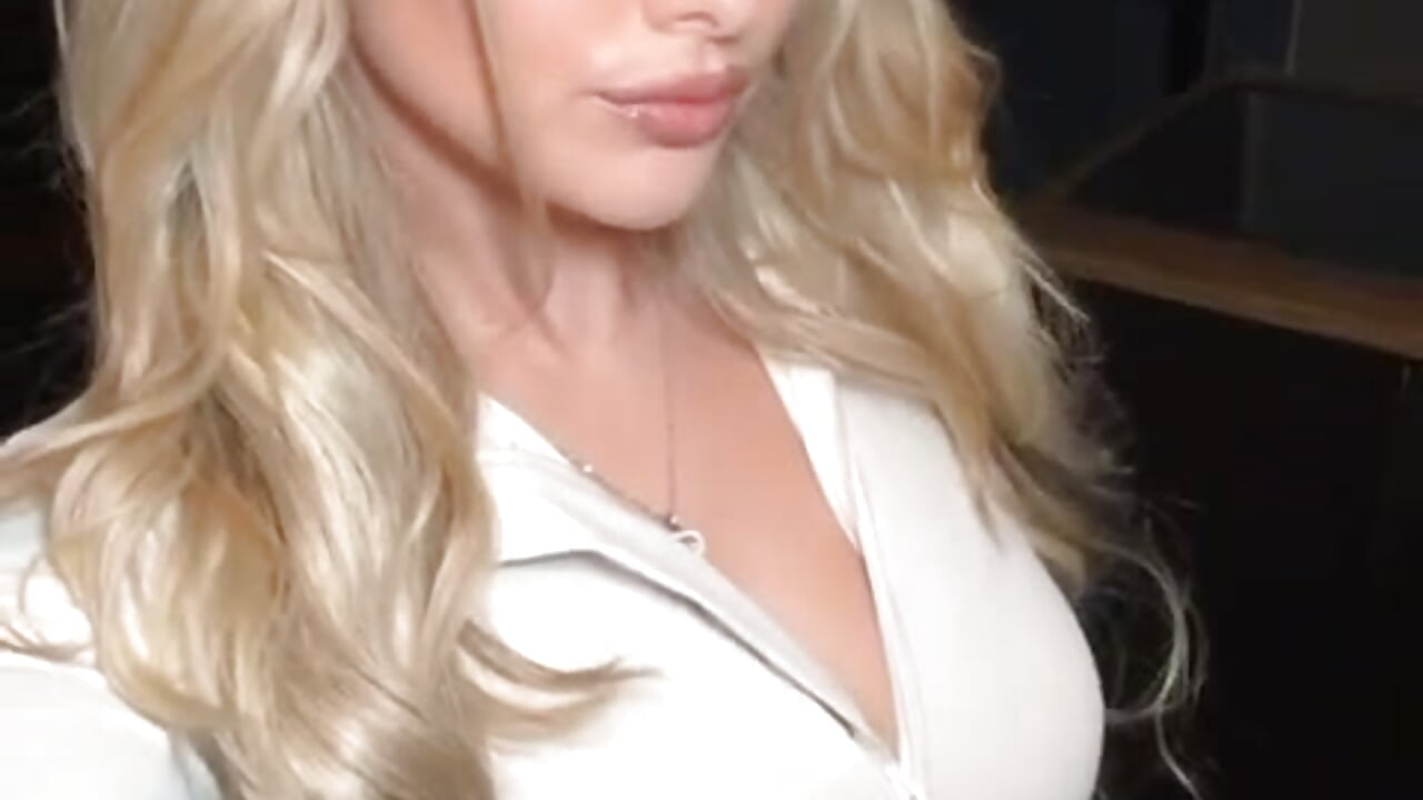 meee xx – video modela na kameri Alysse