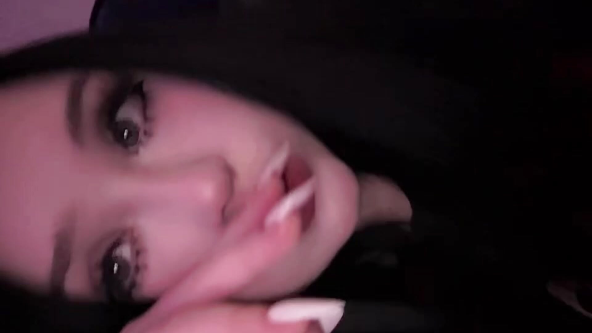 -_- - video van Adeline_star cam-model