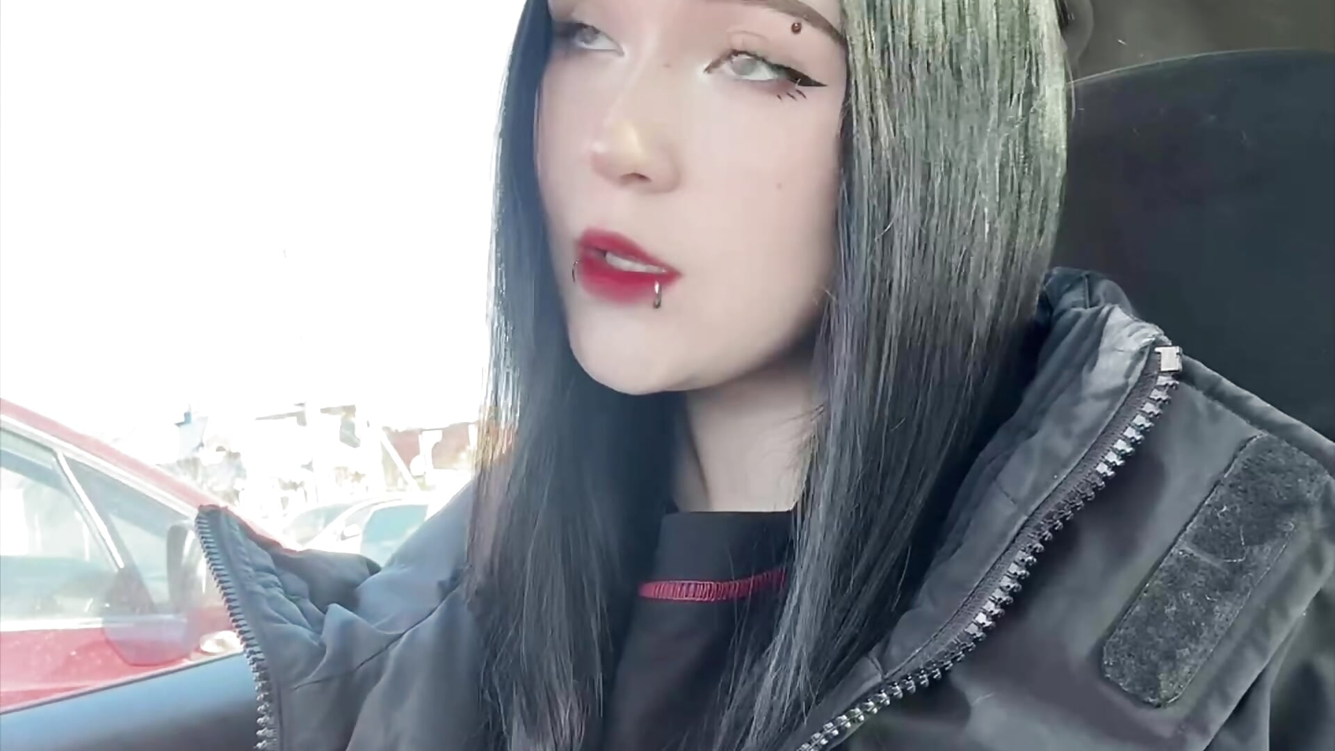 =) - video van Adeline_star cam-model