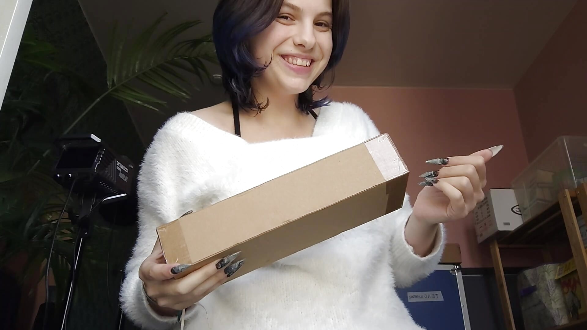 MY NEW TOY🙈🎉 - video by true_voice cam model