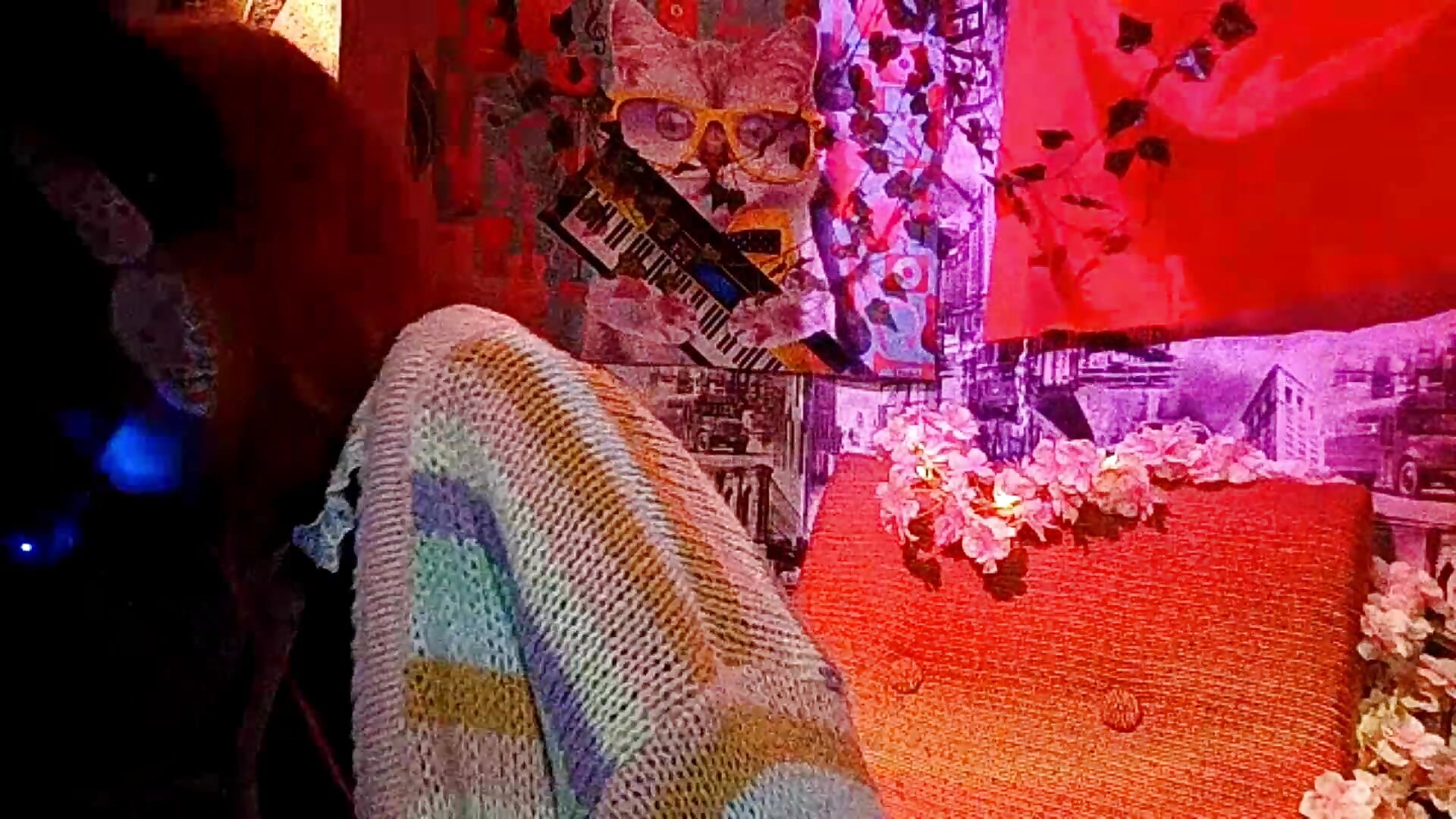 Play Me Gently 🎮💖 - video của người mẫu cam Janet_Vibes