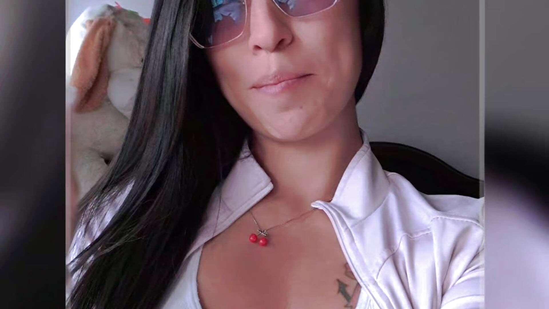 Kisses for everyone! 🤤💋 - วิดีโอโดย VALERY-94 โมเดลแคม