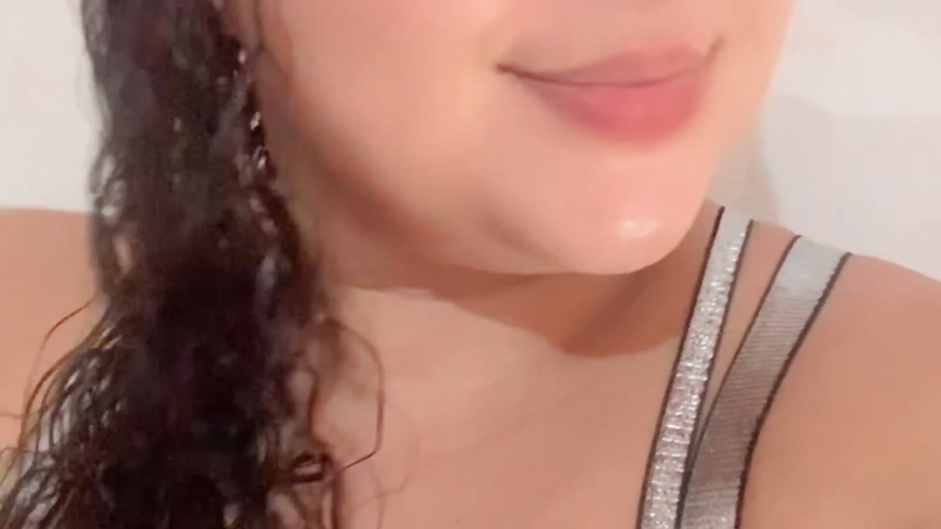 5DC35E5F-F369-4EC5-A7E3-A0BA080BF1F0 - video di Marialae2735 modella di cam