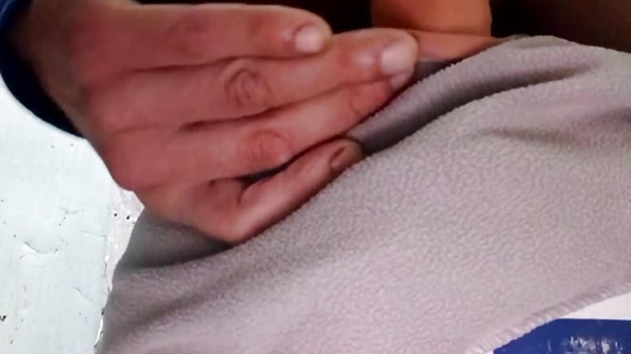 [5 Apr 07:21] Public Show - video av elvergon31 cam model