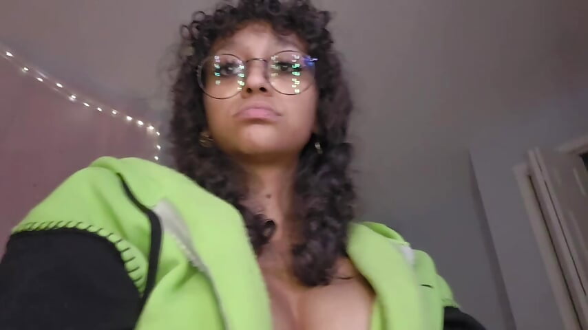 uh huh - video by mia_hart cam model