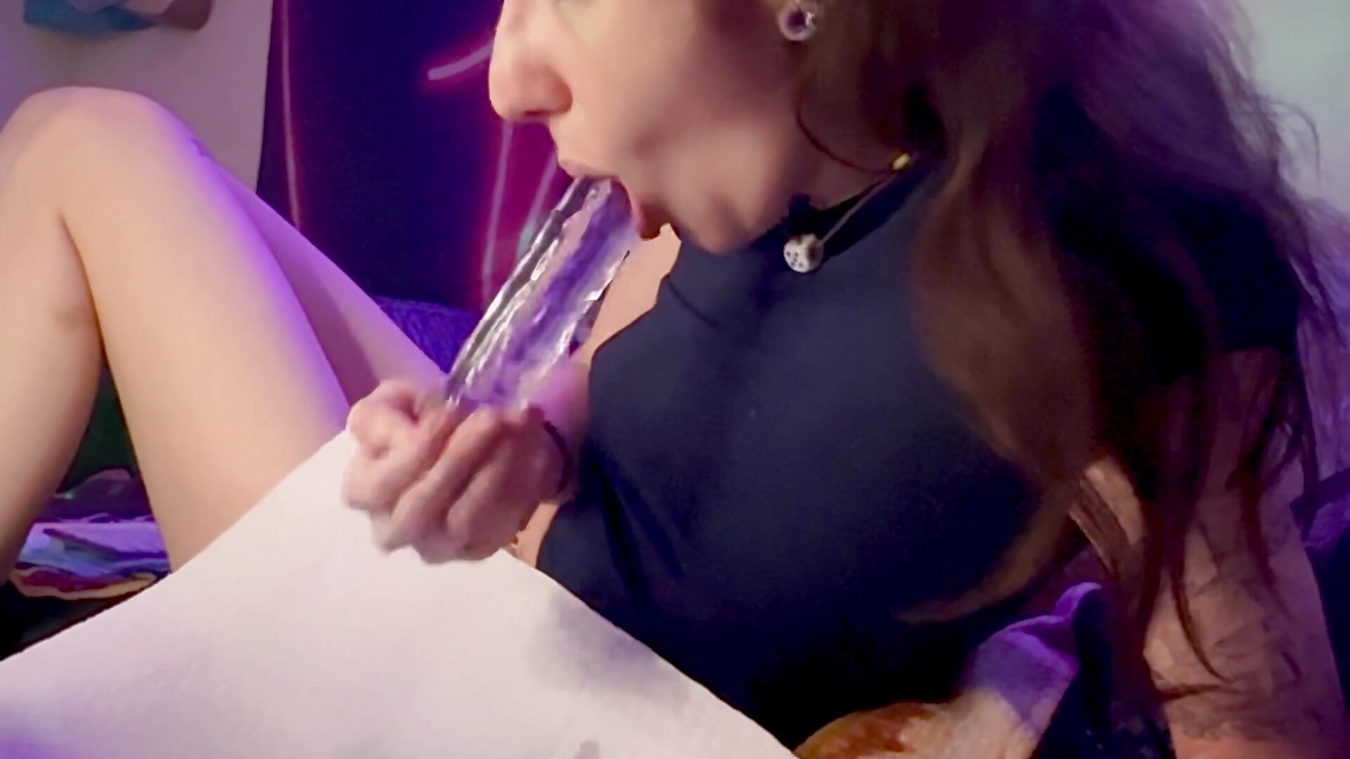 BTS Dildo BJ on Stream! Cum see how it looks on the other side (;