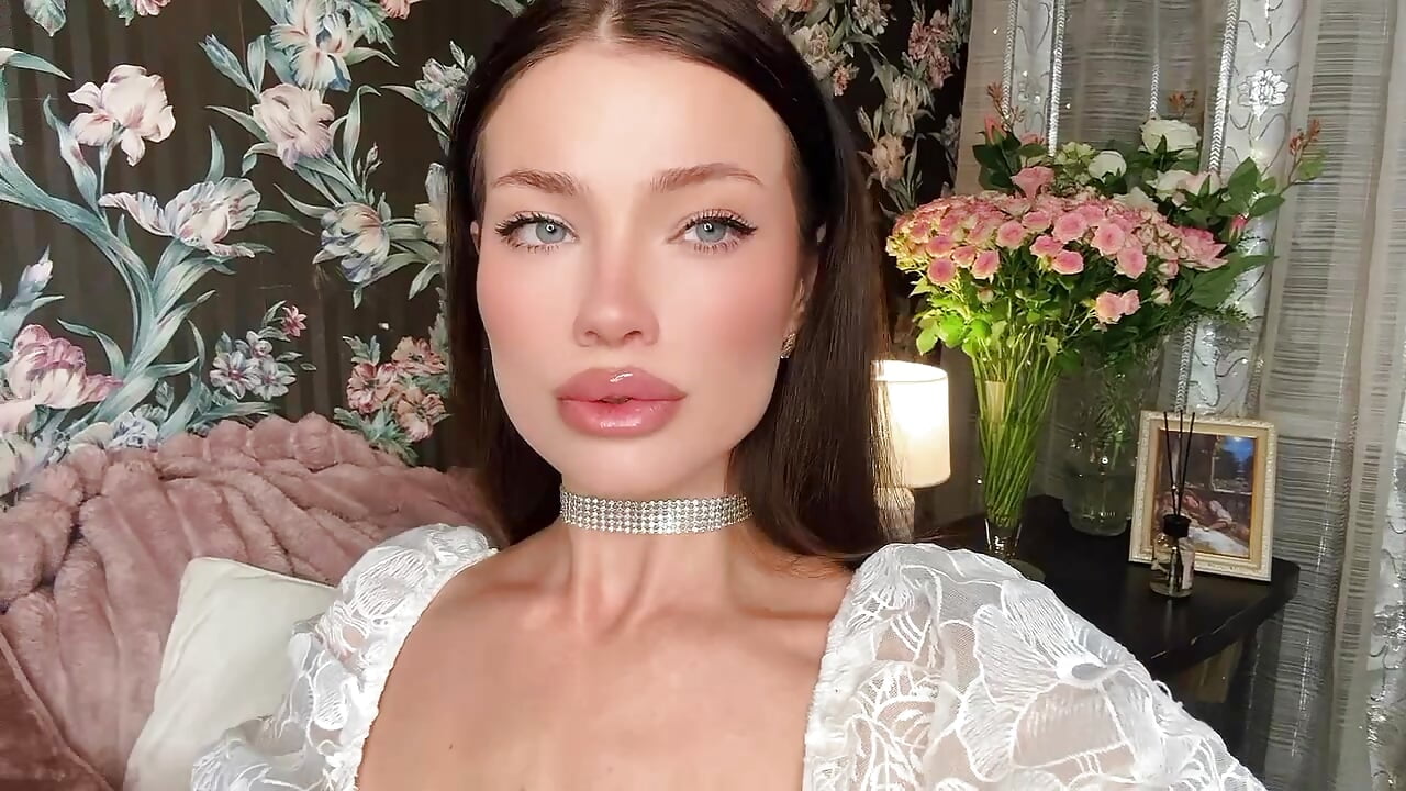 I'm your little princess – video od webkamerové modelky DeliaCrystal