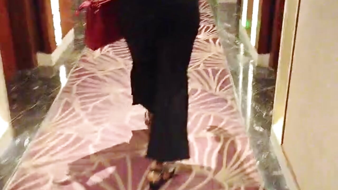 Hotel Dare 🏨🛏️ - vídeo de Klassy-Couple modelo de câmara