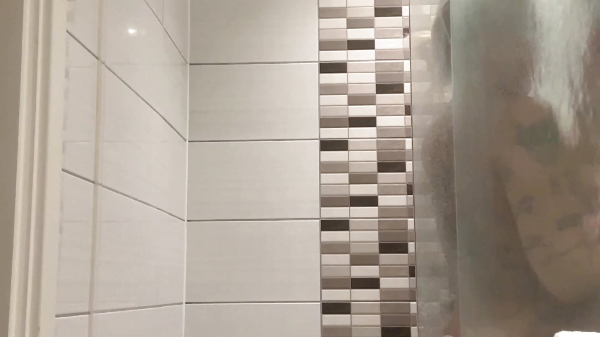 🎥 - nothing beats a holiday shower show play 💦