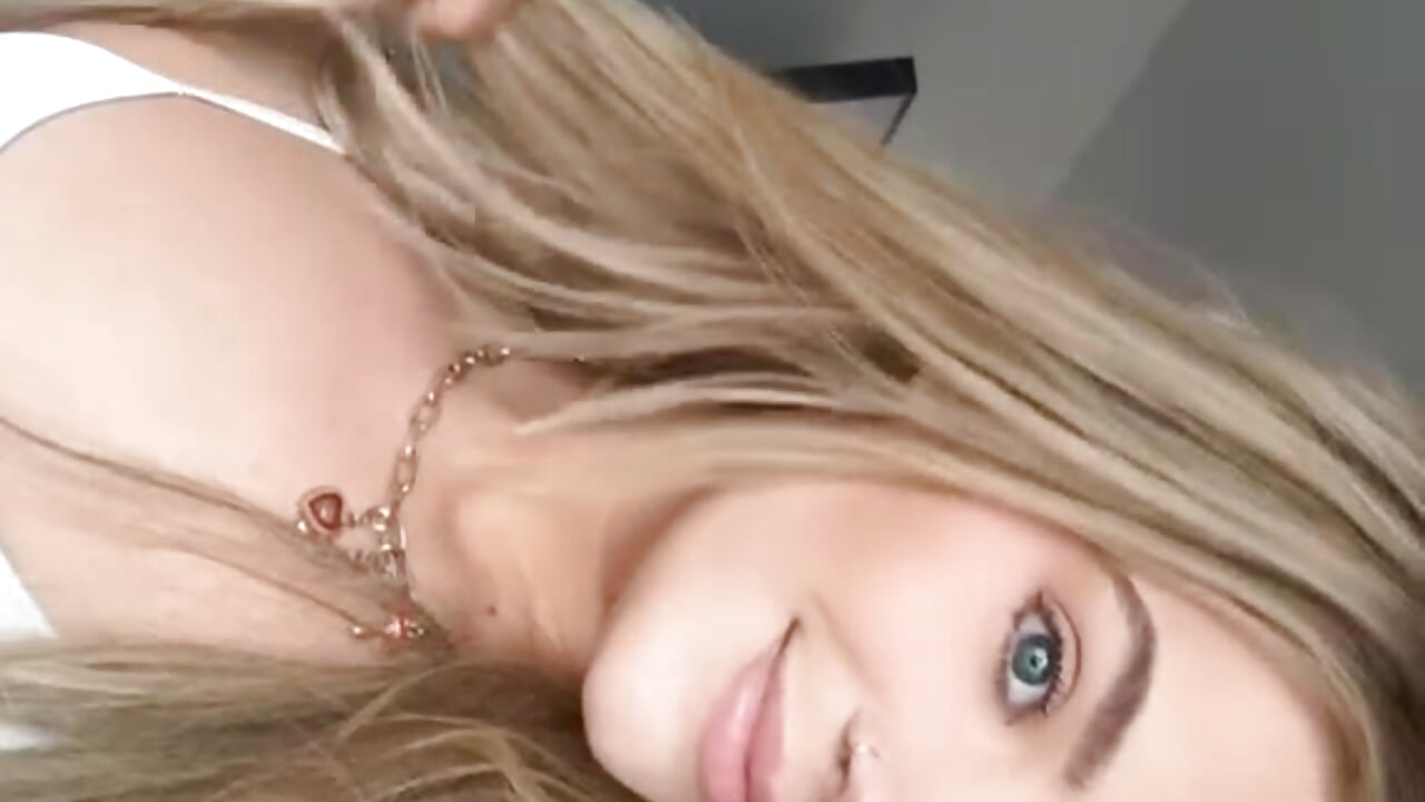 hey heyyy - vídeo de la modelo de cam Alexiahaven