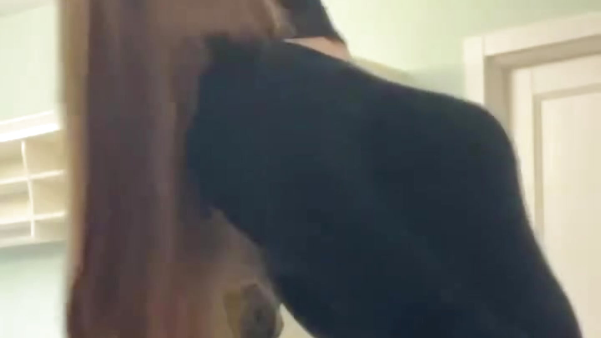 Having some fun 😂 - відео від вебкаммоделі lillly_meow_