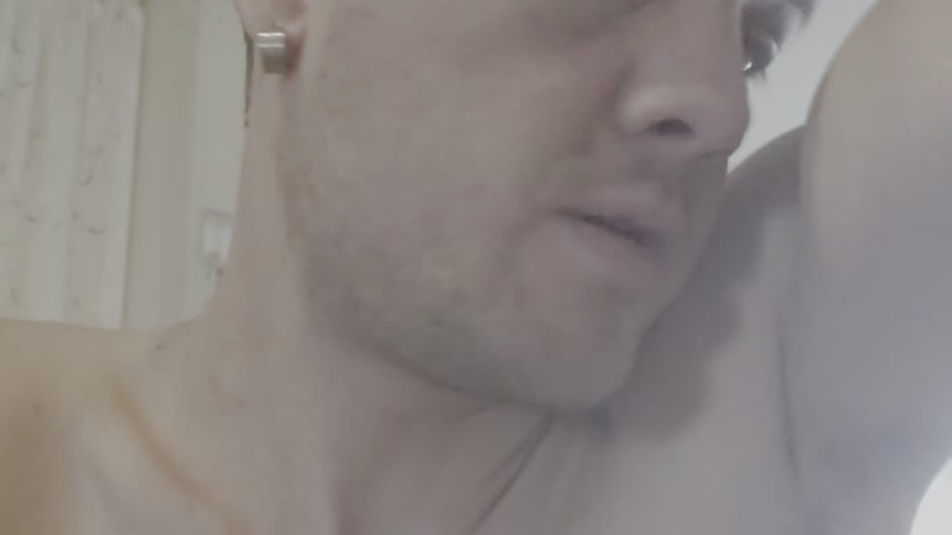 Io - video van pig94pig cam-model