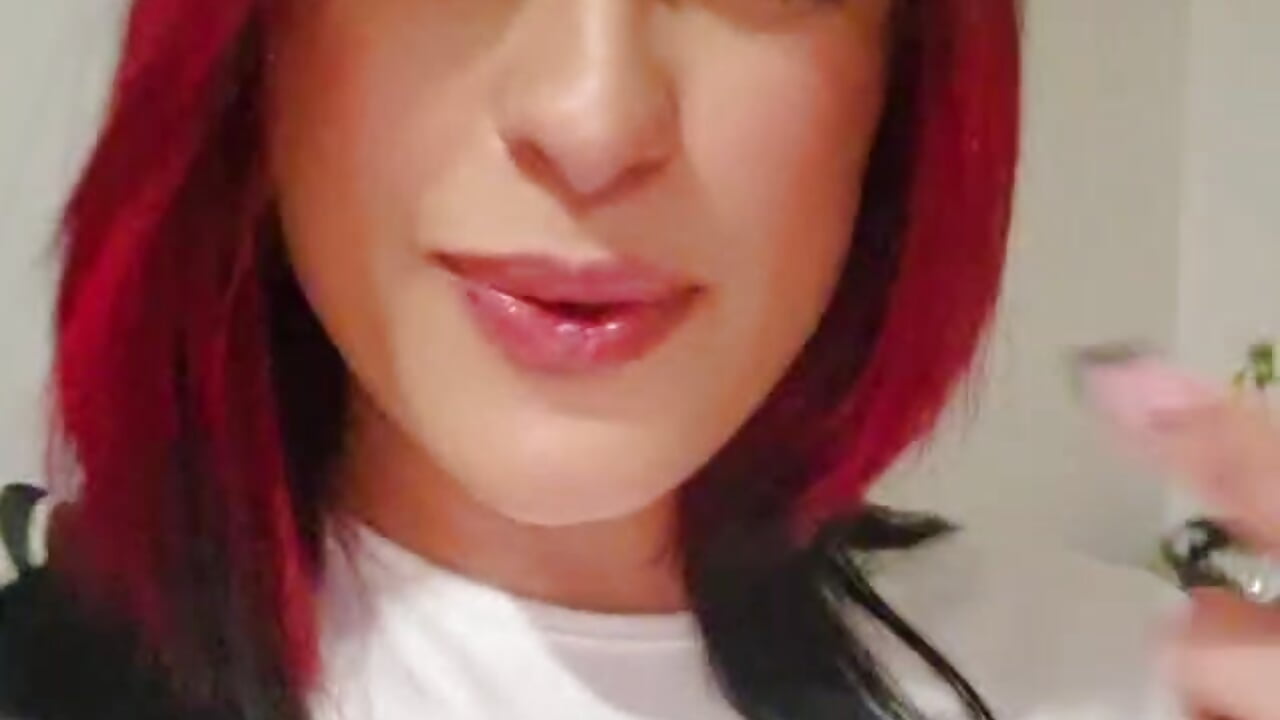 WhatsApp Video 2026-04-04 at 1,02,03 AM (1) - video by afrodita888 cam model