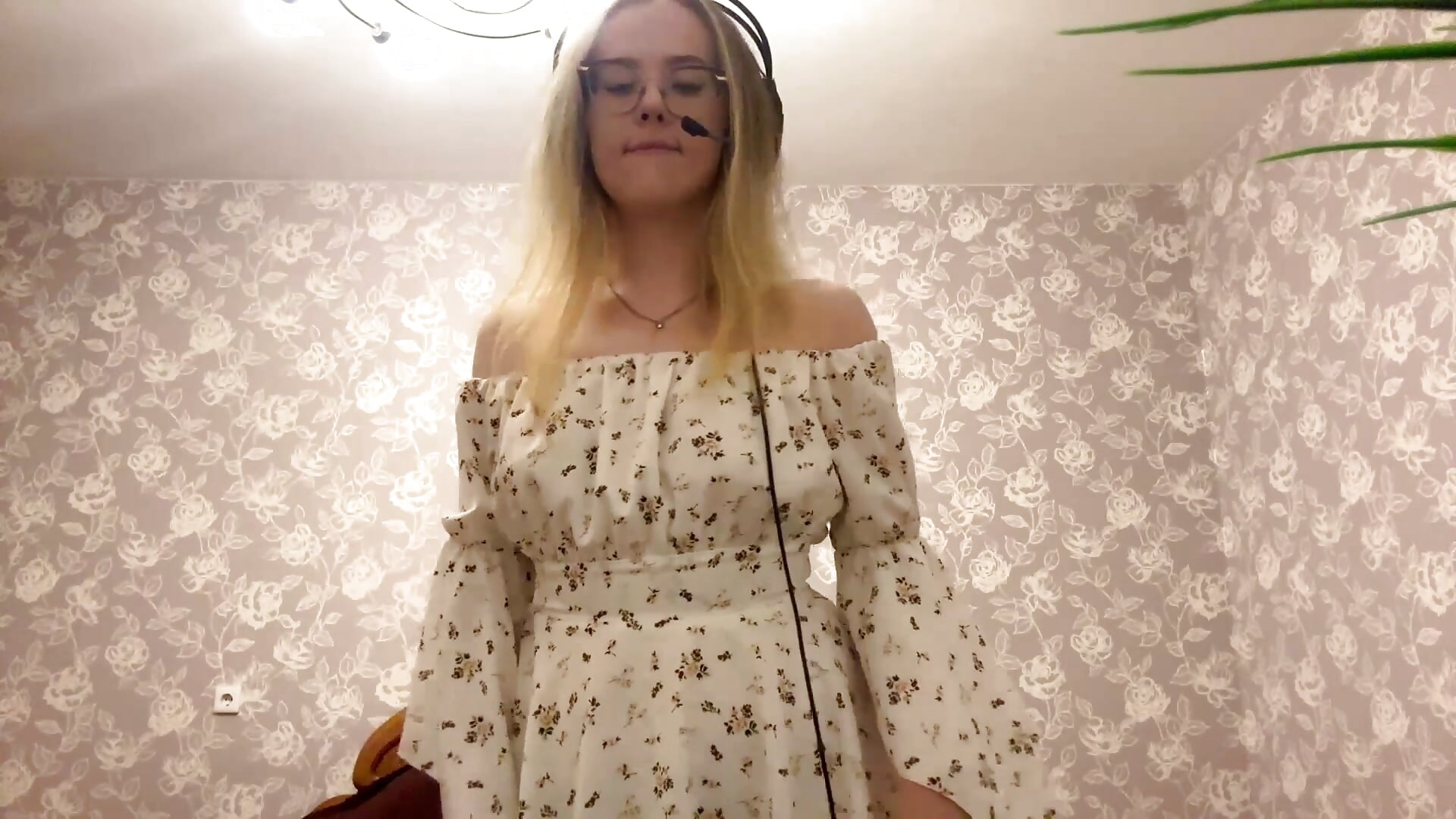 I'm always glad to see you baby) - video by ElmiraGildea cam model