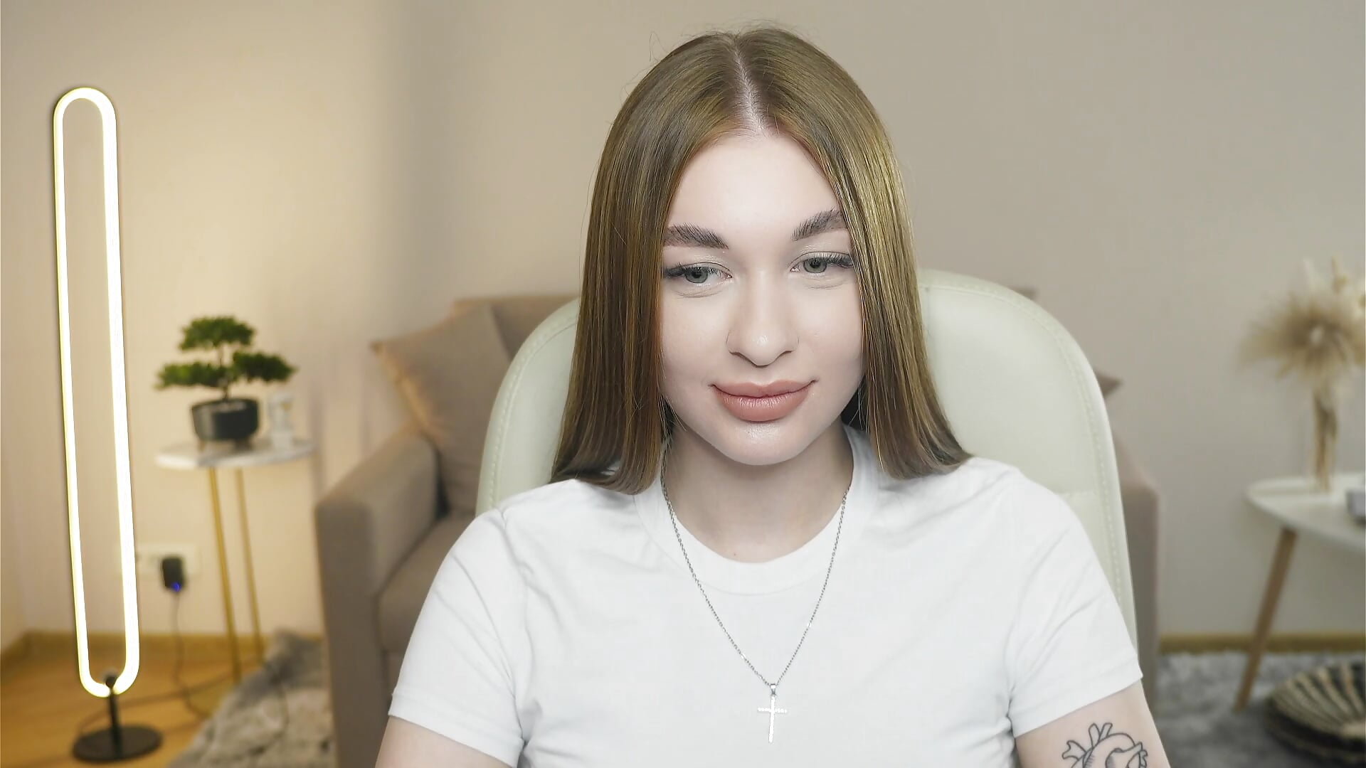 First stream 😊 - video av SangVivolo cam-modell