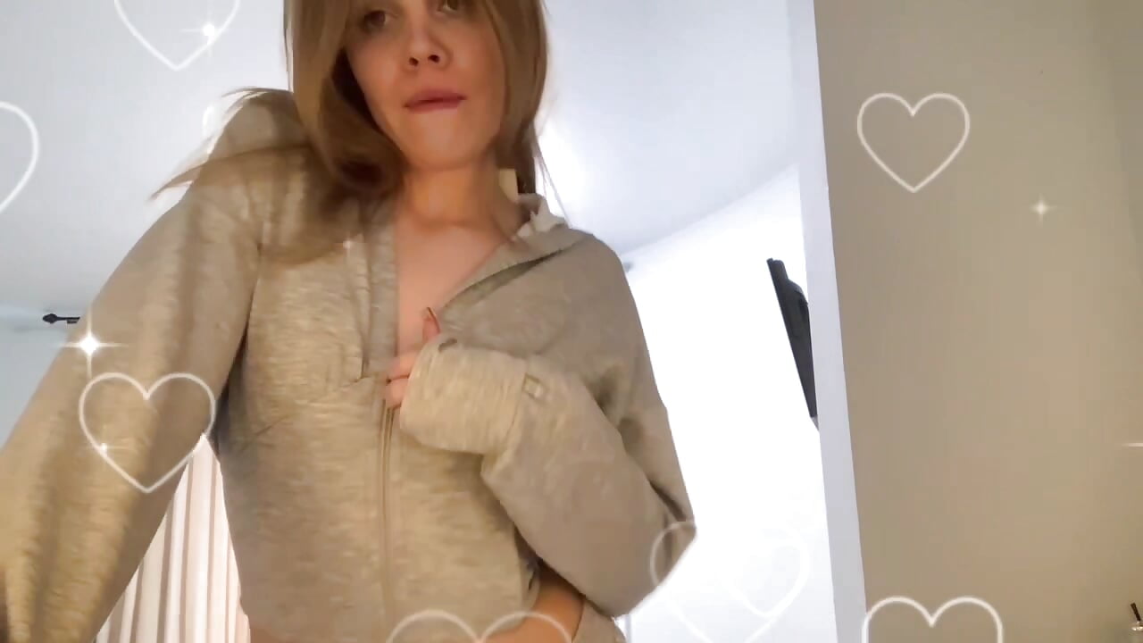 Cute and kind video🥺💗 – видео вебкам-модели ScarletMarnei