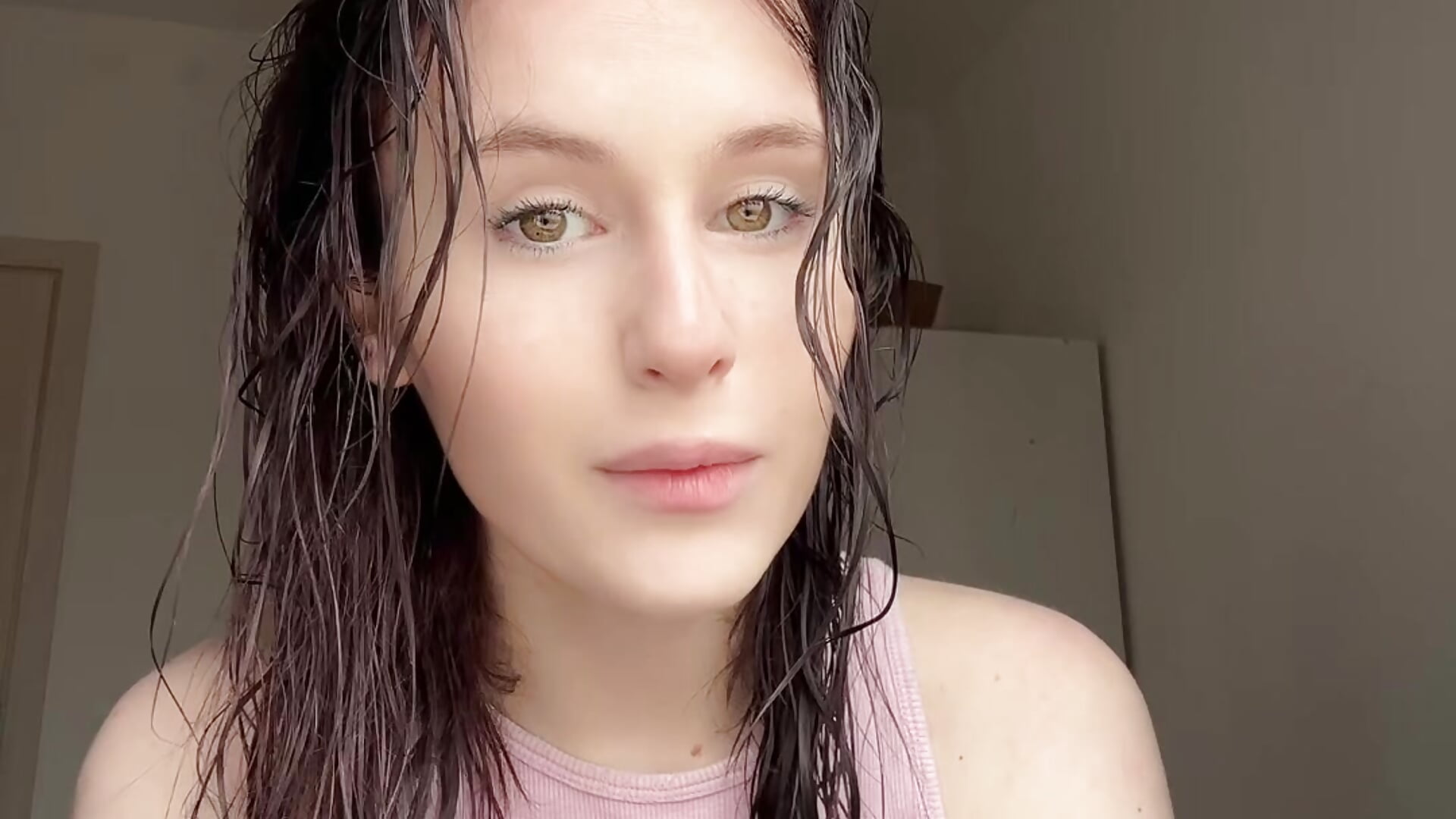 just tiktok - 視頻由 NessBarre 主播提供