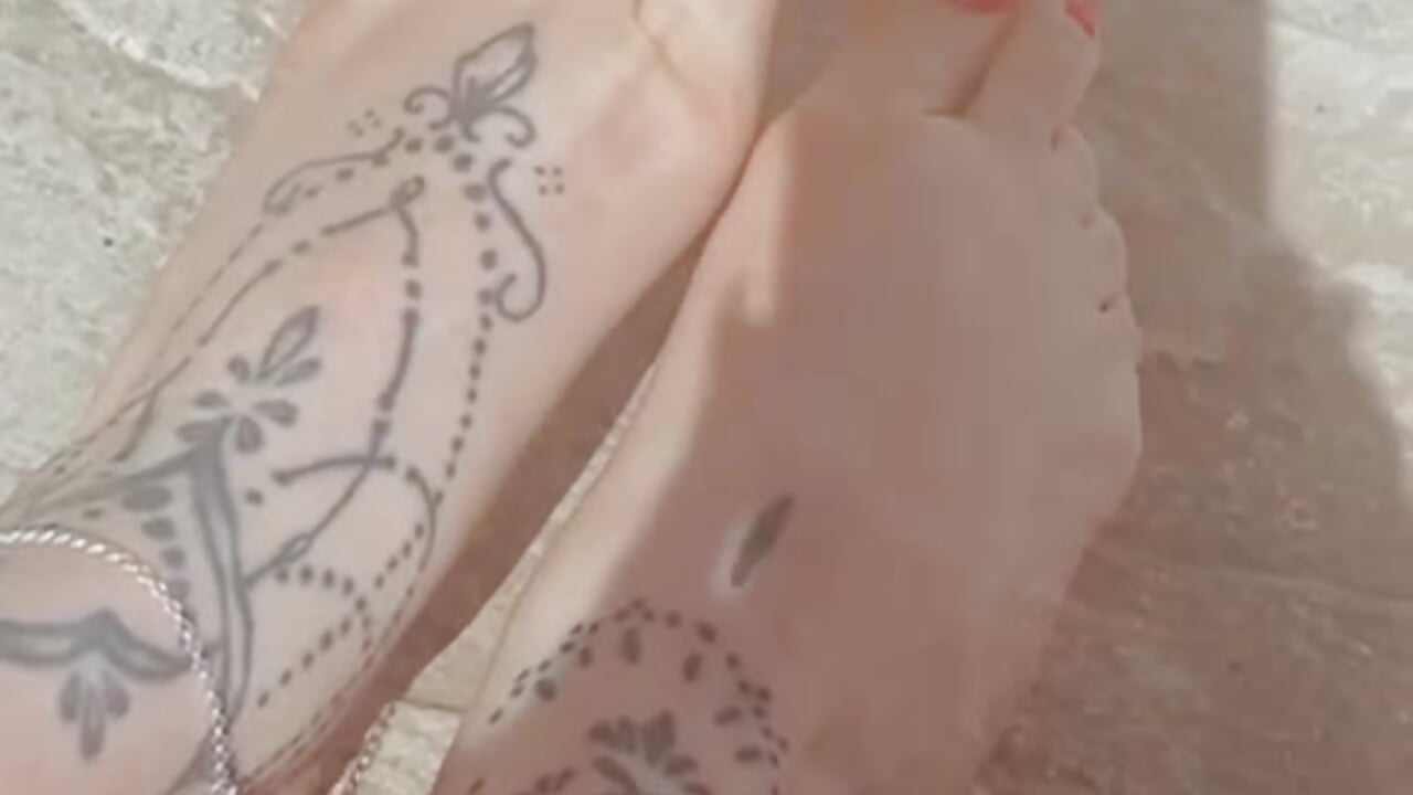 My sexy feet x - video van season_sydney cam-model
