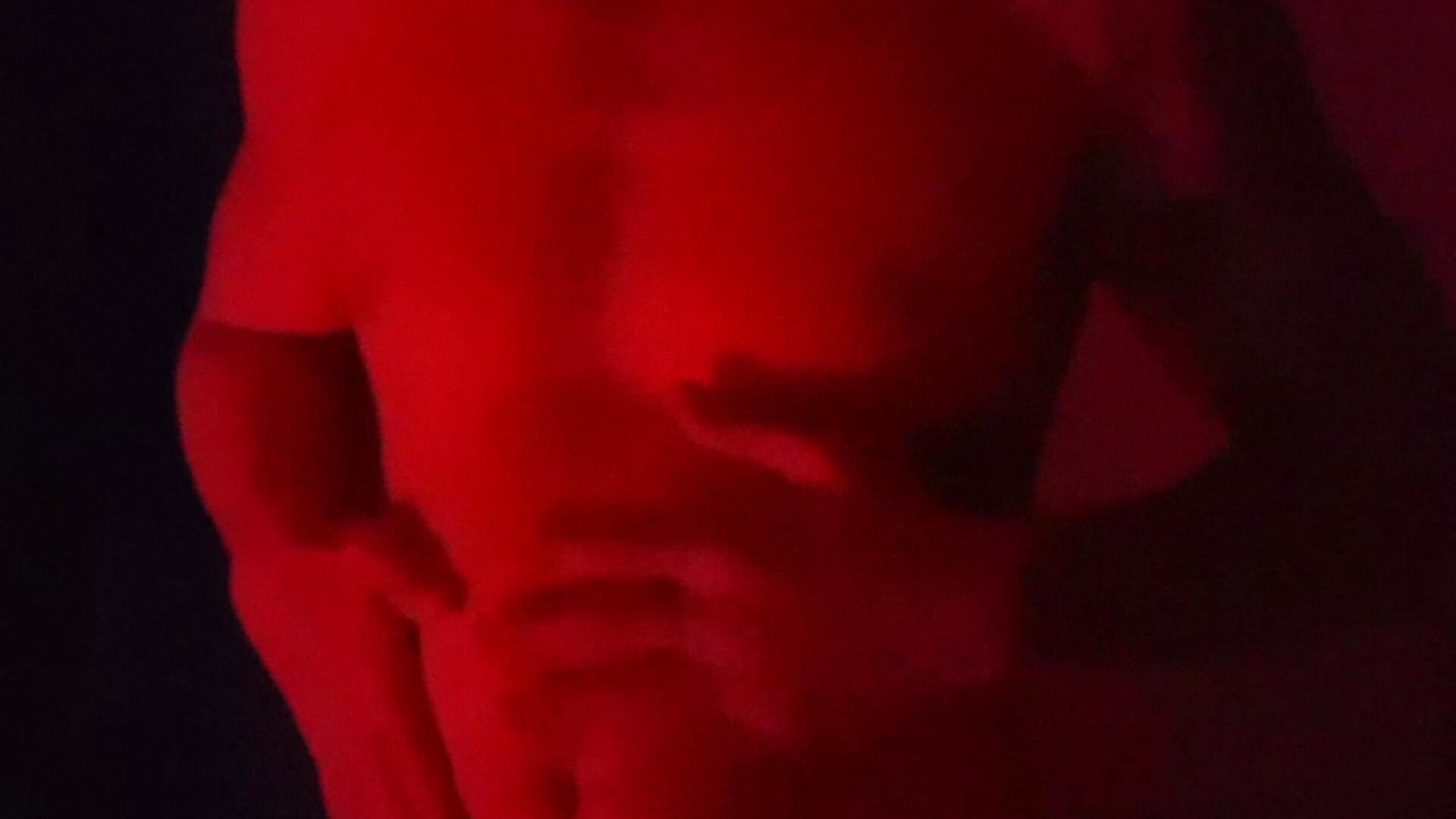 Latin heat in your screen. 🇨🇺 Living in Brazil. Tall, athletic, and ready to make your wildest fan - vídeo de la modelo de cam leoxxxgato