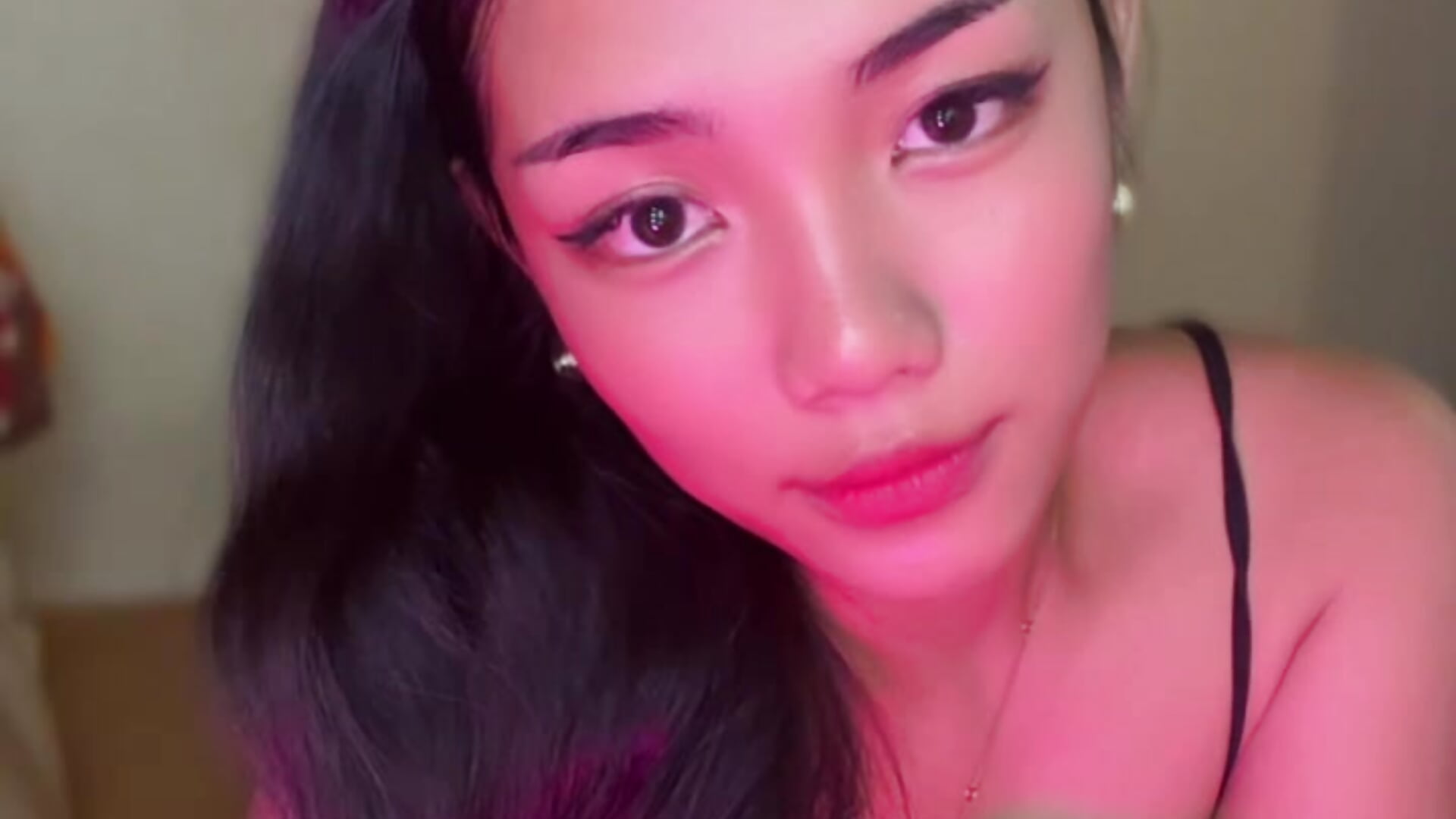 0f6a0d2286e04c32a30ec9cd3125bc57 - video by Asian_Jammy cam model