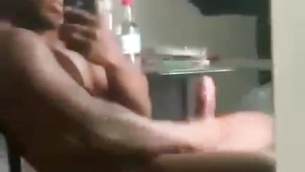 Que excitante es masturbarse con la ventana abierta - vídeo de la modelo de cam Felipehot26